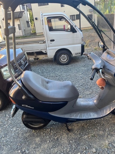 屋根付きスクーター