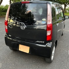 売約済みです！直ぐ乗れます！4WD！ダイハツムーヴ人気のブラック！内外綺麗でサビ無し！アイドリングストップ付き！夏冬タイヤ2セット付き！整備済み！車検7年5月末まで！総額22万円の画像