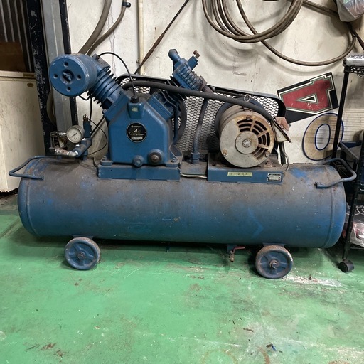 200v  コンプレッサー