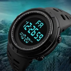 シンプルな腕時計の画像