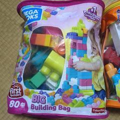 幼児用おもちゃ　メガブロックの画像
