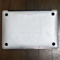 MacBook air 13-inch  Mid 2012 電源アダプタ難あり おまけ付きの画像