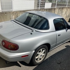 旧車ユーノスロードスターAT車の画像