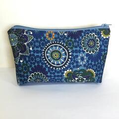 ハンドメイド　ポーチの画像