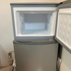 9月中に自宅まで取りに来てくれる方限定！SHARP 冷蔵庫の画像
