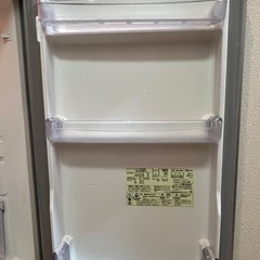 9月中に自宅まで取りに来てくれる方限定！SHARP 冷蔵庫の画像
