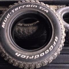 オフロードタイヤ　の画像
