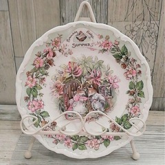 まとめて購入でお安くします⭐️未使用❤Royal Doulton ブランブリーヘッジセットレア廃盤ヴィンテージの画像