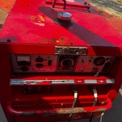 新ダイワ発電機 溶接機 ディーゼル防音型 DGW200MT-2非常停止装置付、埼玉県の画像