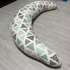 美品　授乳クッション　抱き枕　クッション　 の画像