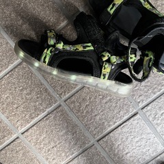 光るサンダル　21.0の画像