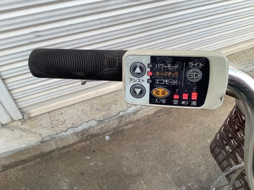 464  パナソニック新機種電動アシスト自転車viviNX   26インチシルバーボディー