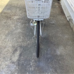 478  ブリヂストン電動アシスト自転車アシスタ   26インチシルバーアルミボディーの画像