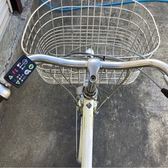 480  ブリヂストン新機種電動アシスト自転車POLKU   26インチホワイトアルミの画像