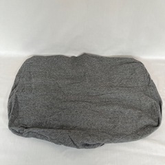 横向き寝がラクなまくら　ニトリ　カバー２枚付きの画像