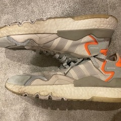 adidas ナイトジョガー　25センチの画像