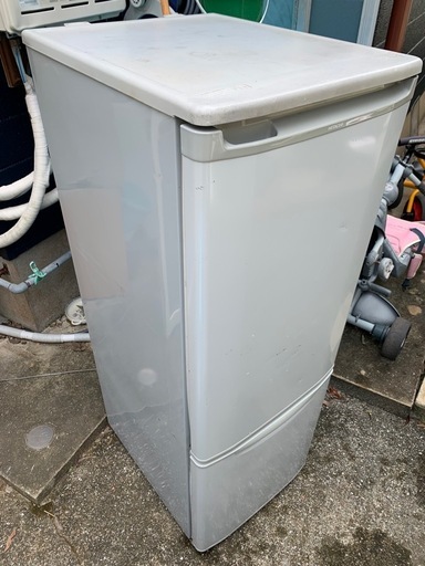 日立 HITACHI 冷蔵庫 R-155WT 2003年製