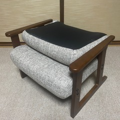 高座椅子の画像