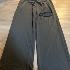 【受け渡し予定者あり】GRL スウェットパンツの画像