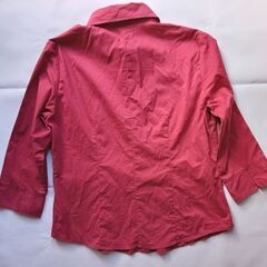 SPLENDED エンジ色の七分袖ブラウス 9号の画像