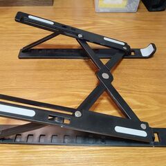 ノートパソコン用スタンド　大　角度調整可能　放熱スタンド　ノートPC用スタンドの画像