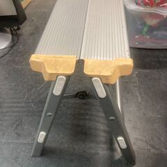 ☆中古￥500！踏み台ステップ　家具　高さ30㎝　【BI072】