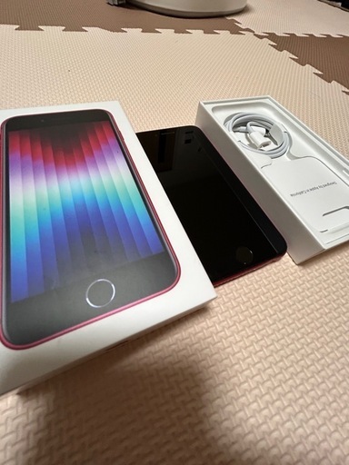 iPhone SE 第3世代 SIMフリー端末 128GB レッド