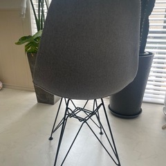イームズチェア４脚セット　ダイニングチェアの画像