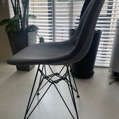 イームズチェア４脚セット　ダイニングチェアの画像