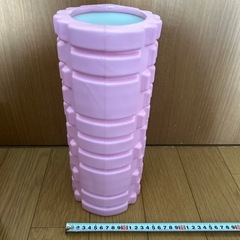 【取引中】【9月末まで】フォームローラー ピンクの画像