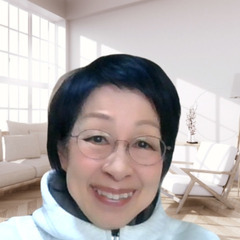 【女性支援】未来の方向性をクリアにするサポートセッション。　あなただけの理想の未来をハッキリとに描き、その実現に向けて一歩ずつ進んでいくお手伝い。　人生の終わりに「満足のいく人生だった」と微笑むためには、今こそ自分の本当の願望に気づき、　それを具体的な行動に結びつけることが大切です。　内なる願望を具体的に感じ、それを実現するために。答えはあなたの中にあります。の画像