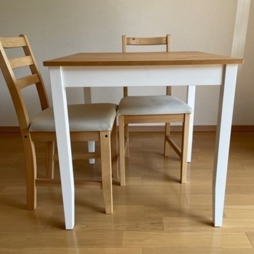 IKEA 2人テーブル美品
