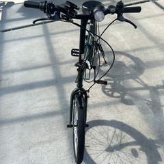 折り畳み自転車の画像