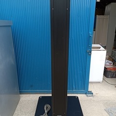 [八1555]〈中古品〉《直接引取限定》電飾看板 スタンド看板 点灯確認済み　STメタルズ 電飾スタンド看板　キャスター付　アルミの画像