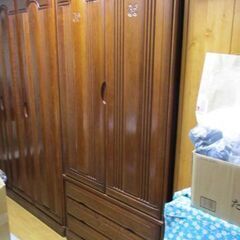 洋服ダンス（桐ダンス）差し上げます（無料）A
