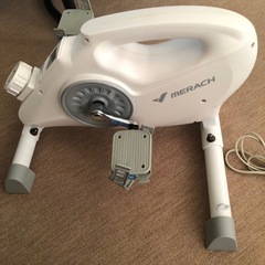 トレーニング　フィットネスバイク