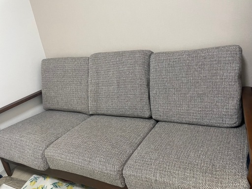 取引中美品ニトリ　3人ソファー