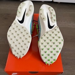 新品未使用　NIKE ヴェイパーストリート　23.5㎝の画像