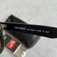 レイバンサングラスRay-BanWAYFARER 白フレーム ブルーミラーレンズの画像