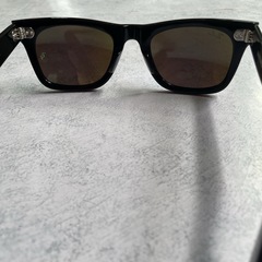 レイバンサングラスRay-BanWAYFARER 白フレーム ブルーミラーレンズの画像