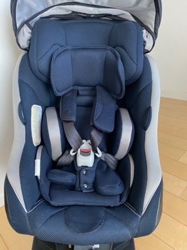 【美品】アップリカ　クルリラ　ISOFX対応　ネイビー