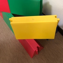 大きいブロック遊具の画像