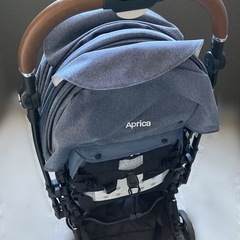 美品　アップリカ　ベビーカー　ラクーナ ビッテ クッション(アカチャンホンポ限定モデル)の画像