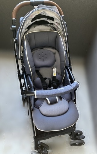 美品　アップリカ　ベビーカー　ラクーナ ビッテ クッション(アカチャンホンポ限定モデル)