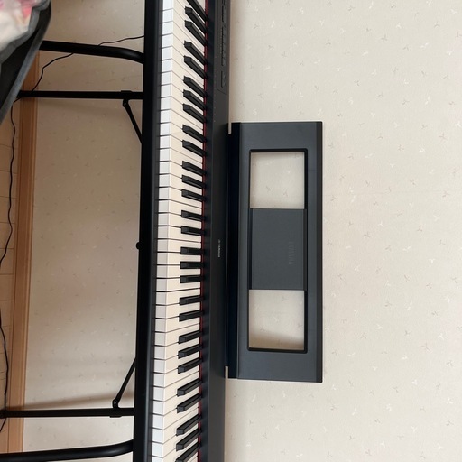 鍵盤楽器、ピアノ YAMAHA piaggero NP-32
