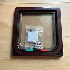 猫用ドアの画像