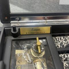 オルゴール付きジュエリーボックス　No.10825　ピアノ　オルゴール[乾杯 Presented by L・M]　gan sasho pure【リサイクルショップどりーむ鹿大前店】の画像