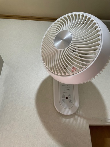 壁掛け扇風機\n