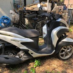 ヤマハ　トリシティ　125　 白（EBJ-SE82J）