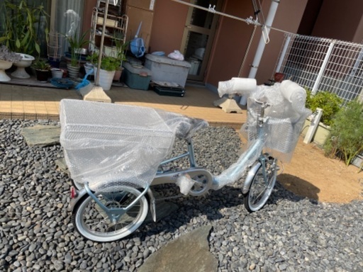大人用三輪車(新品)